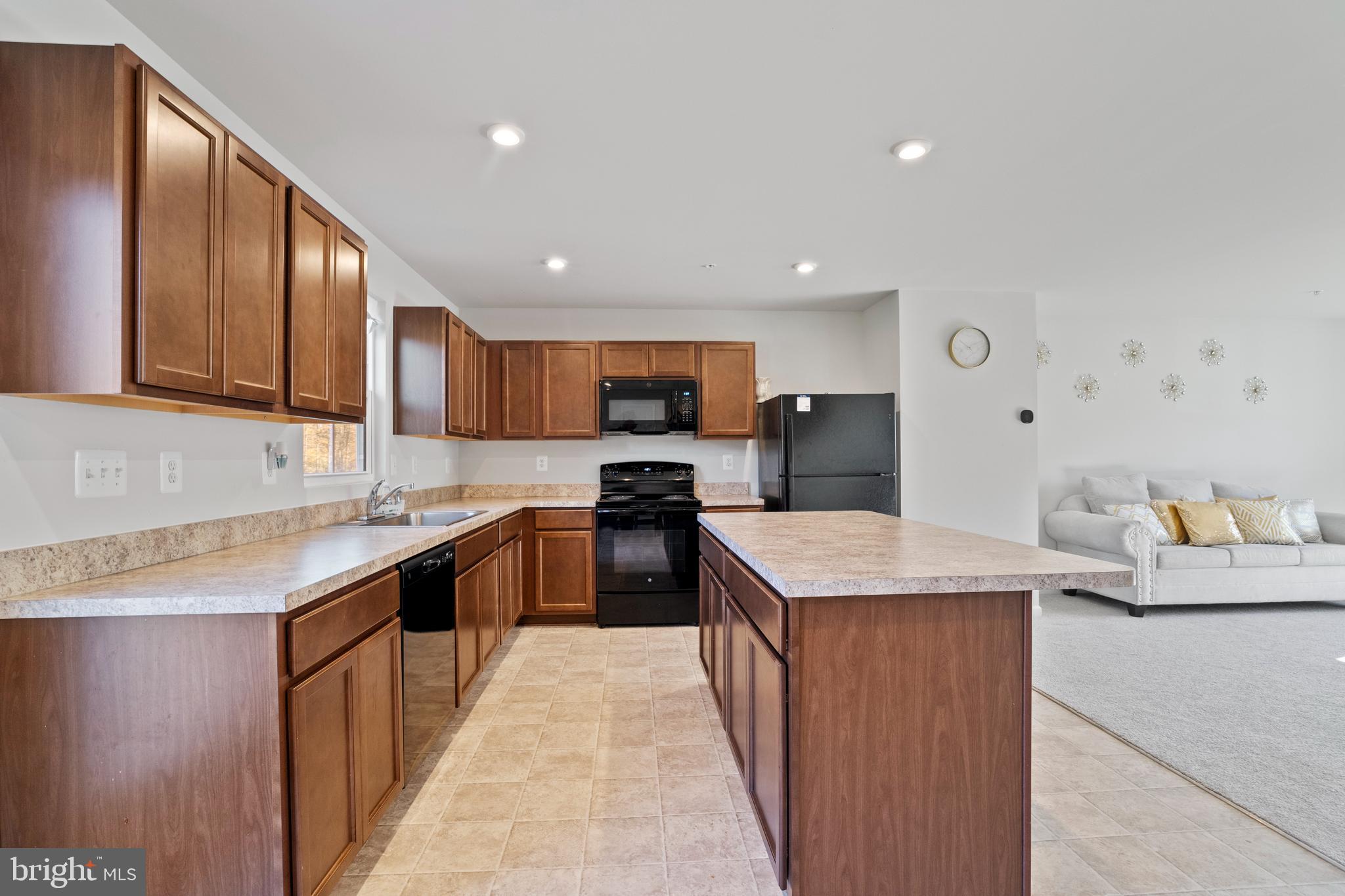 RIDGELY FOREST - Residential