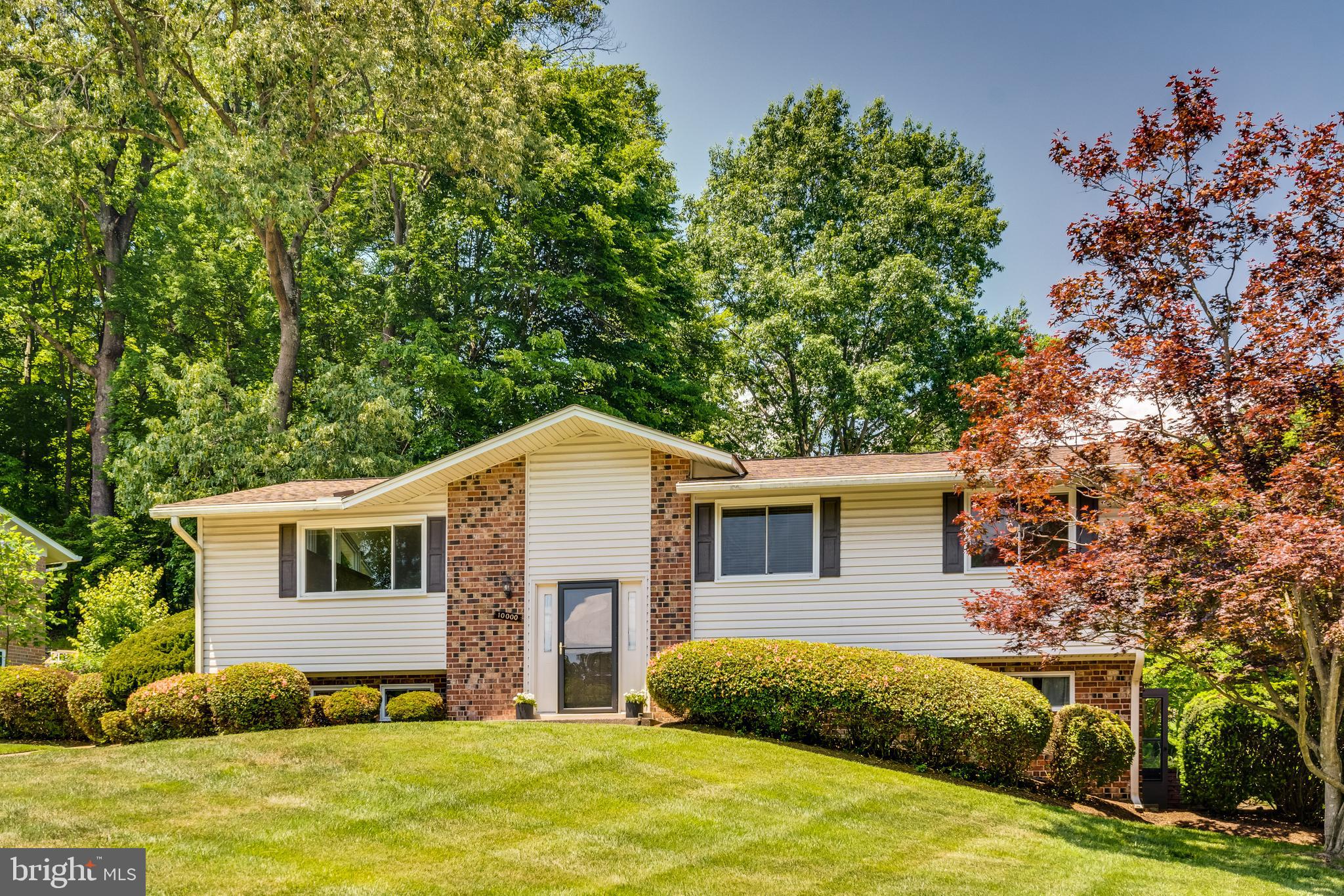 10000 EASTLAKE DRIVE