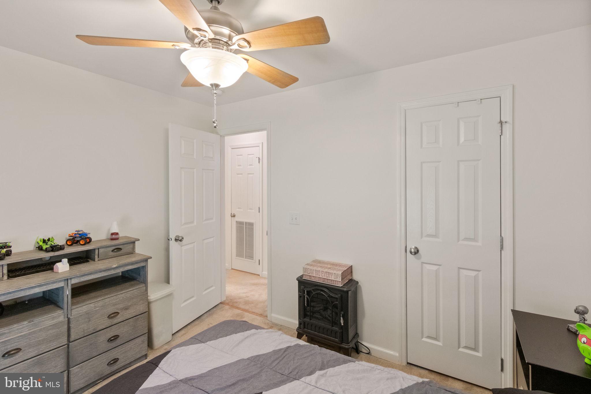 CABIN POINT - Residential