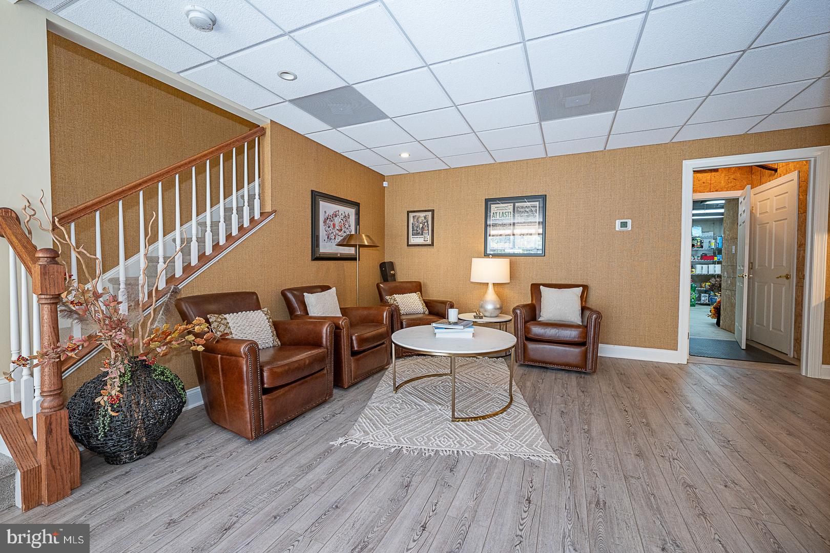 CHERRY CREEK - Residential