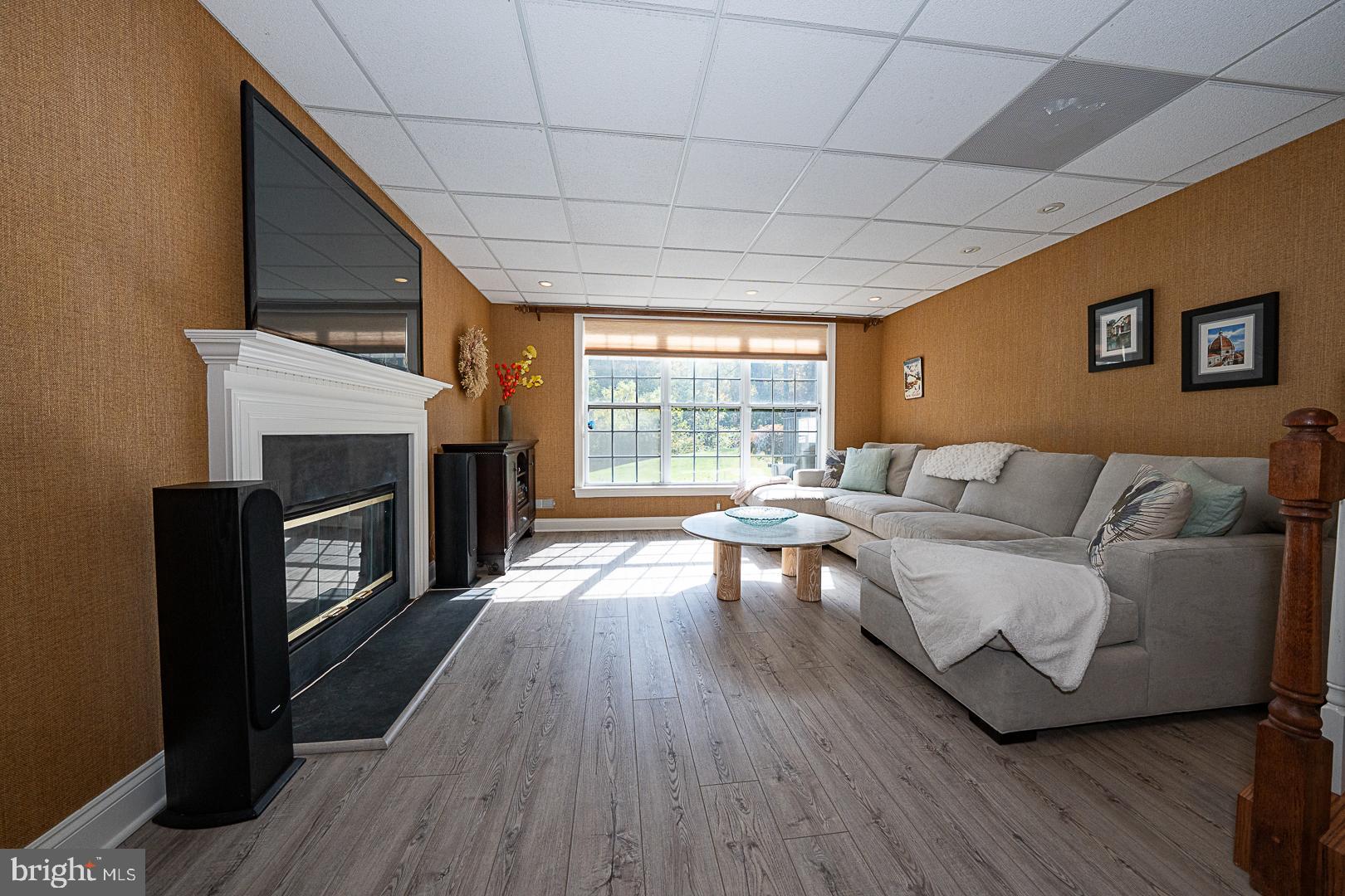 CHERRY CREEK - Residential