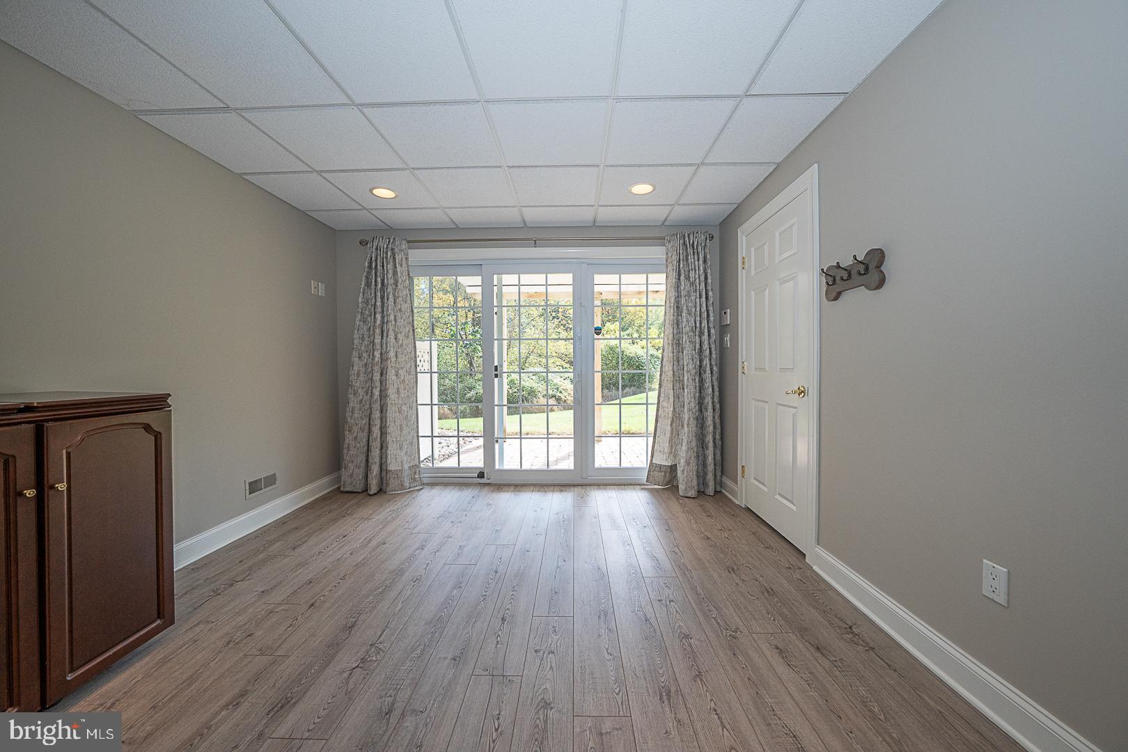 CHERRY CREEK - Residential