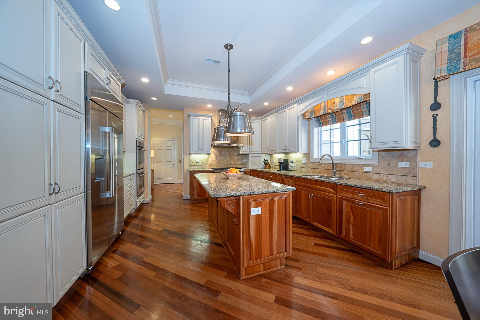 16 CREEKVIEW CIRCLE