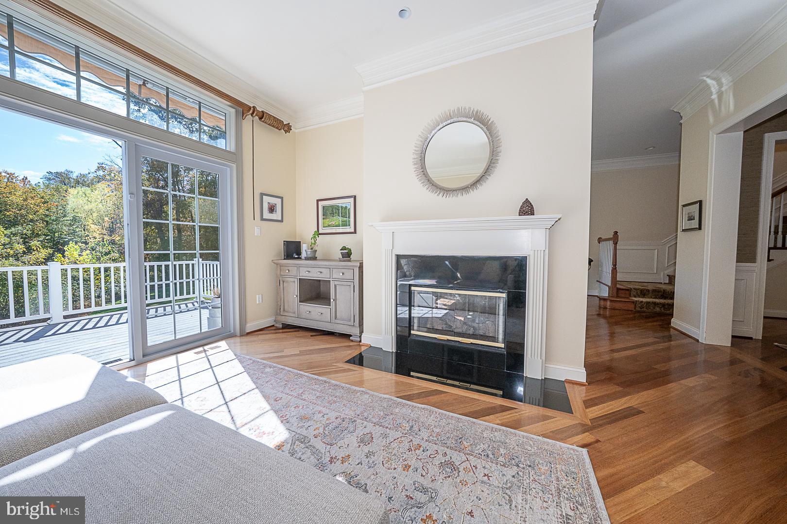 CHERRY CREEK - Residential