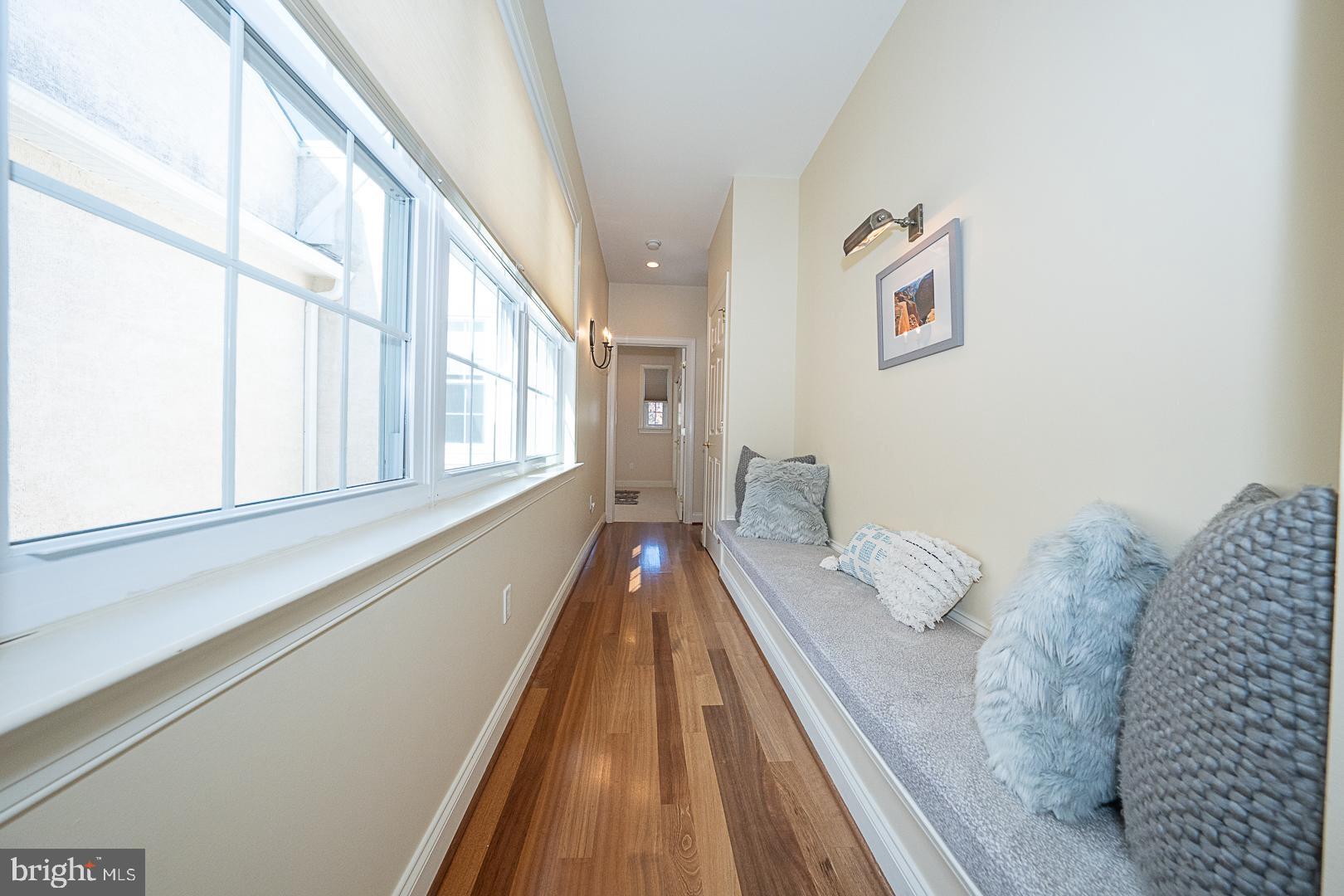 CHERRY CREEK - Residential