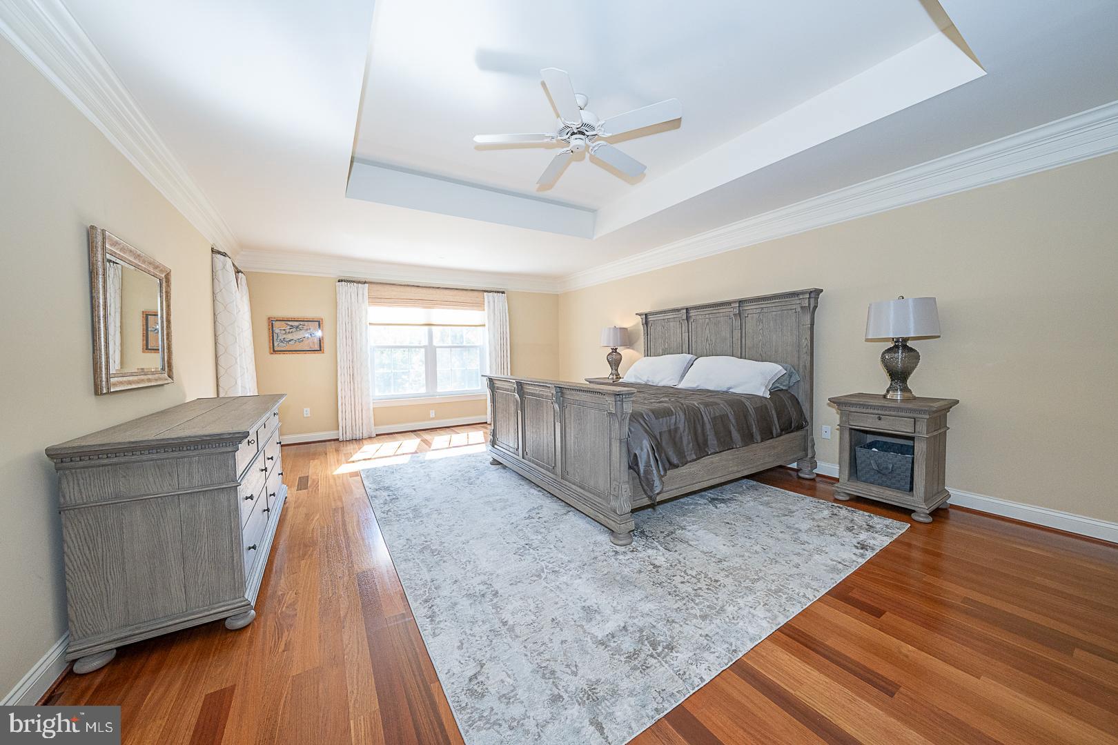 CHERRY CREEK - Residential