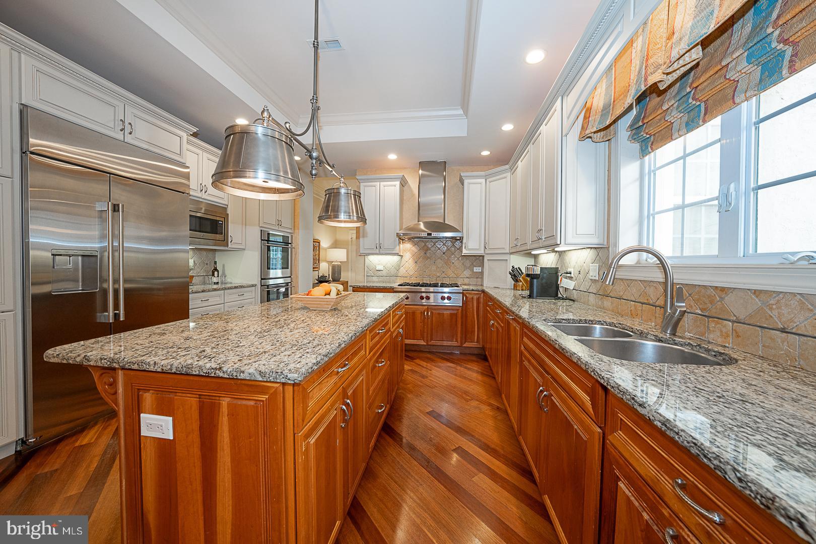16 CREEKVIEW CIRCLE