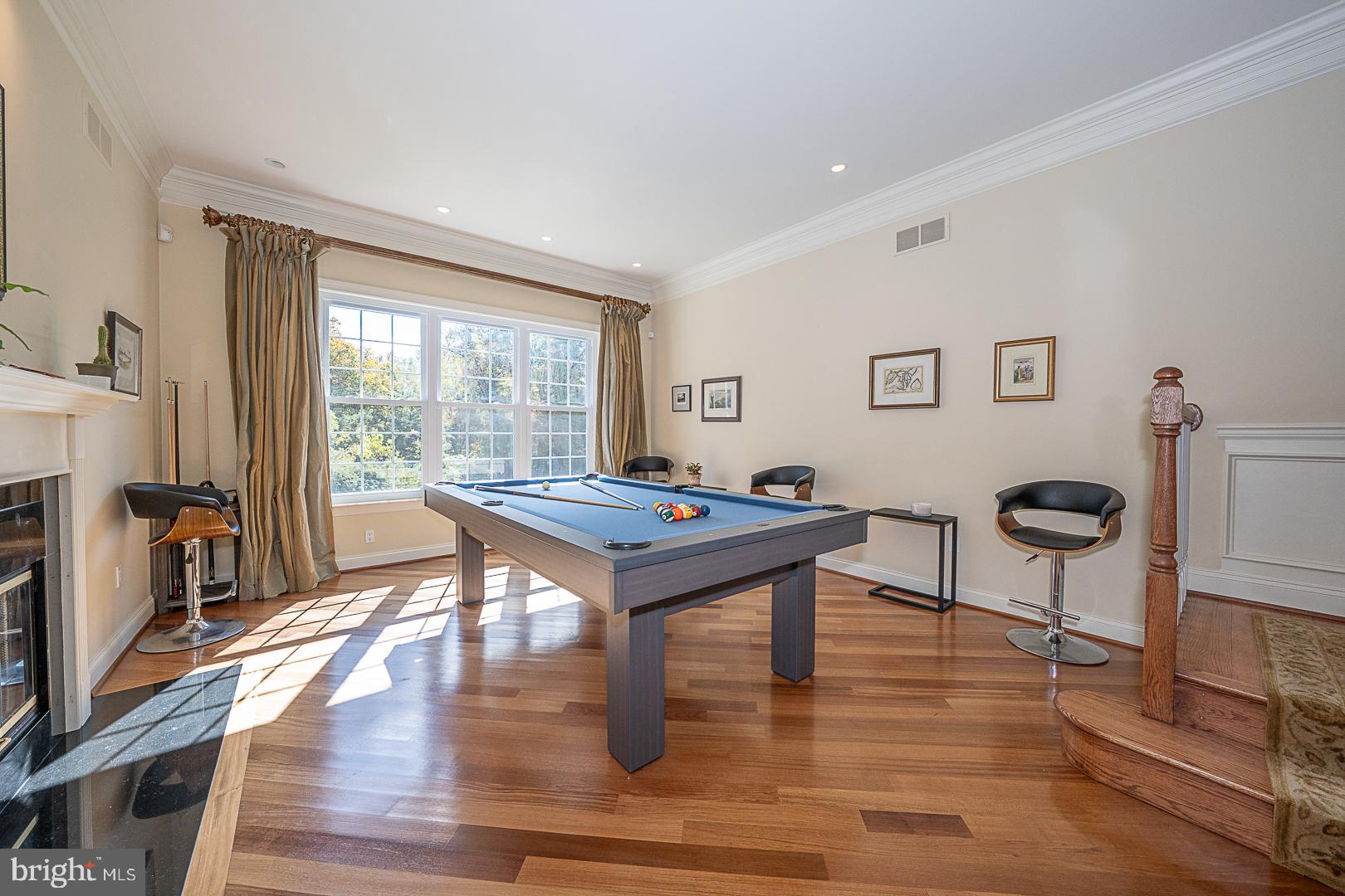 CHERRY CREEK - Residential