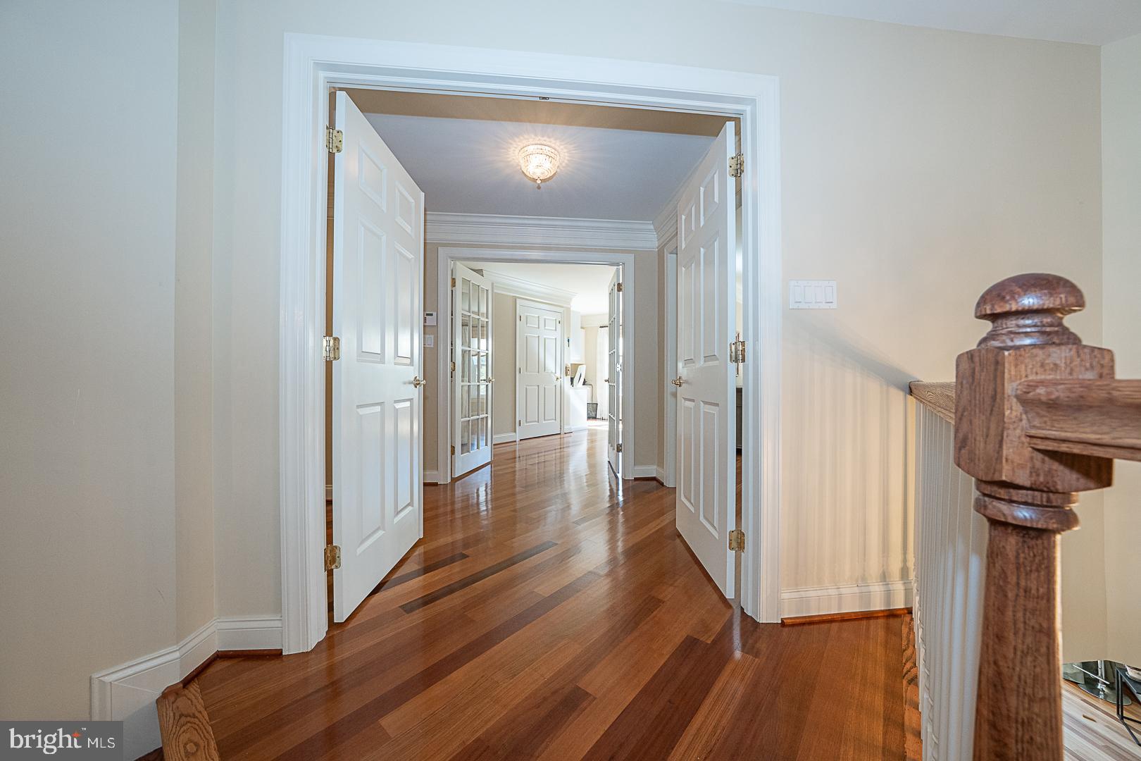 CHERRY CREEK - Residential