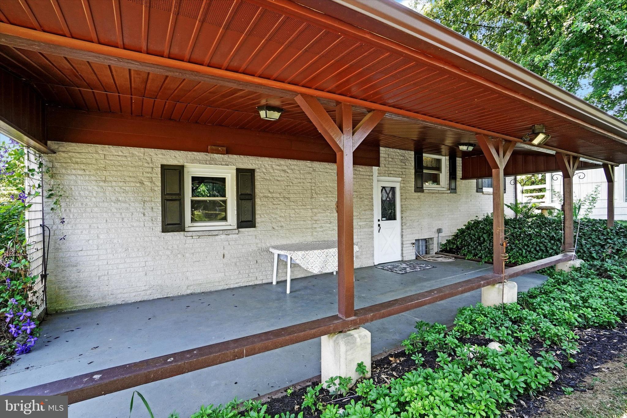 BRIGADOON - Residential