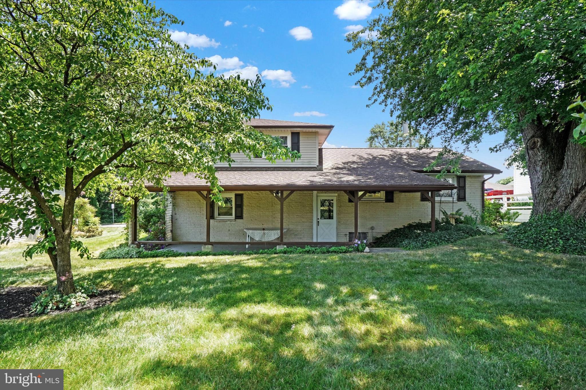 BRIGADOON - Residential