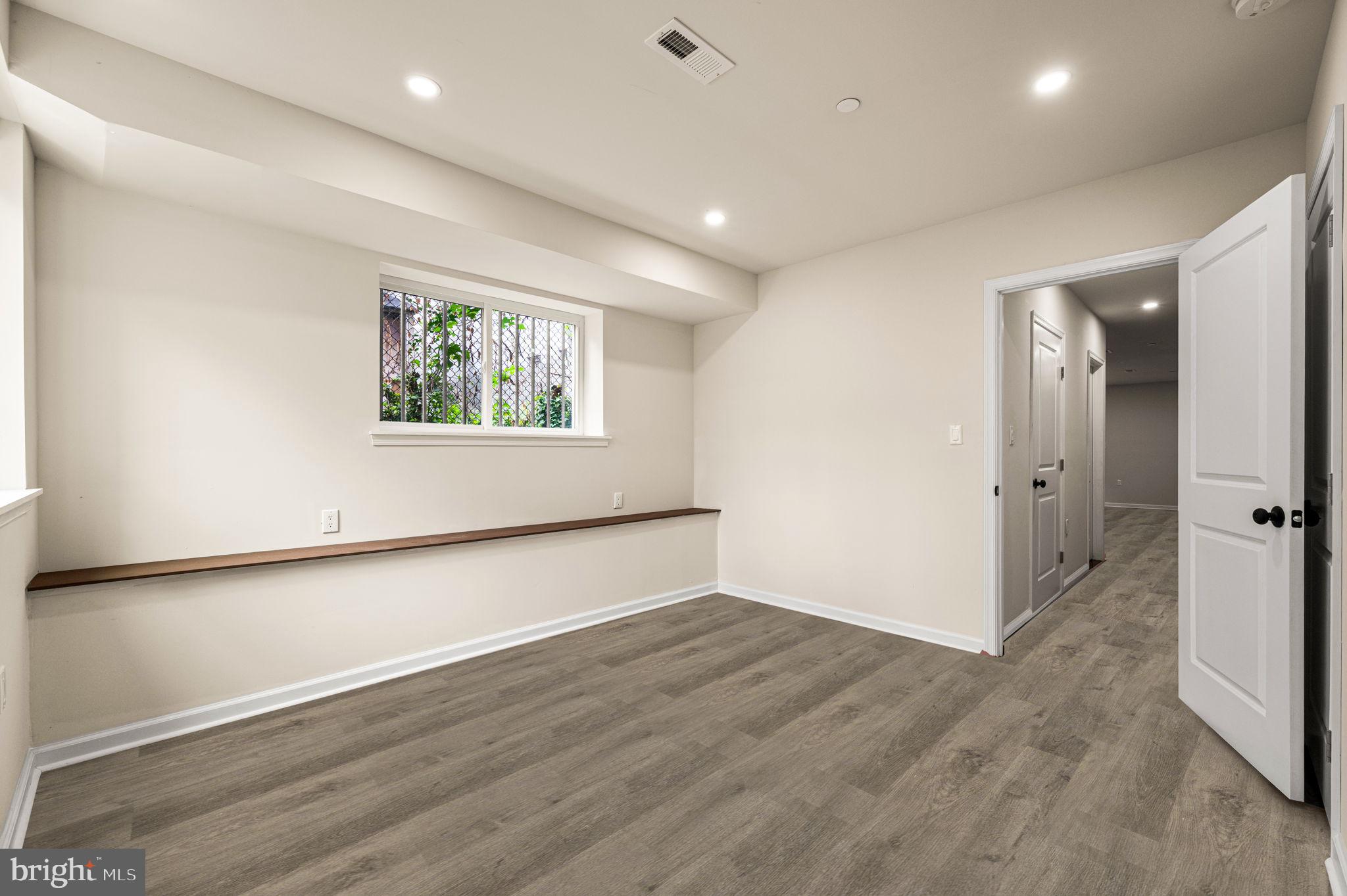 WEST PHILADELPHIA - Residential