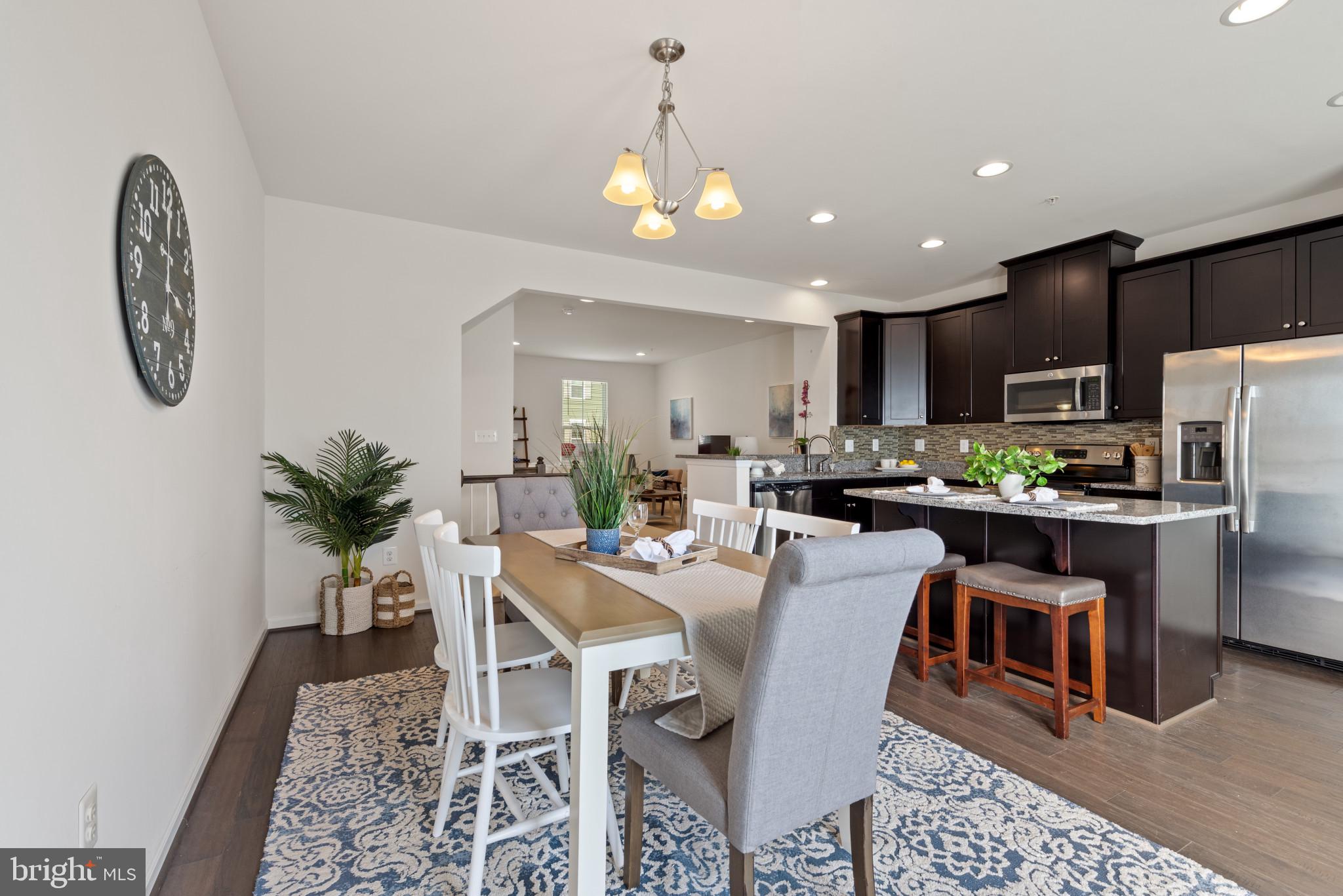 SHELTERED HARBOR - Residential