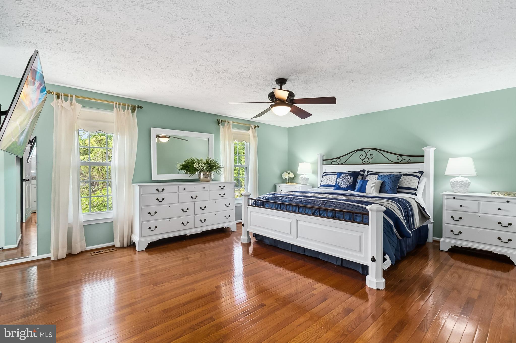 PEACHWOOD - Residential