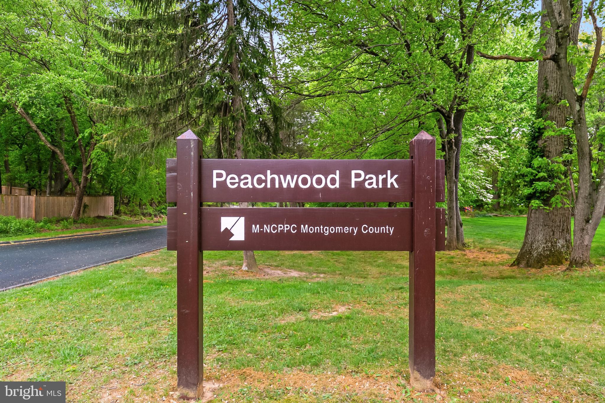 PEACHWOOD - Residential