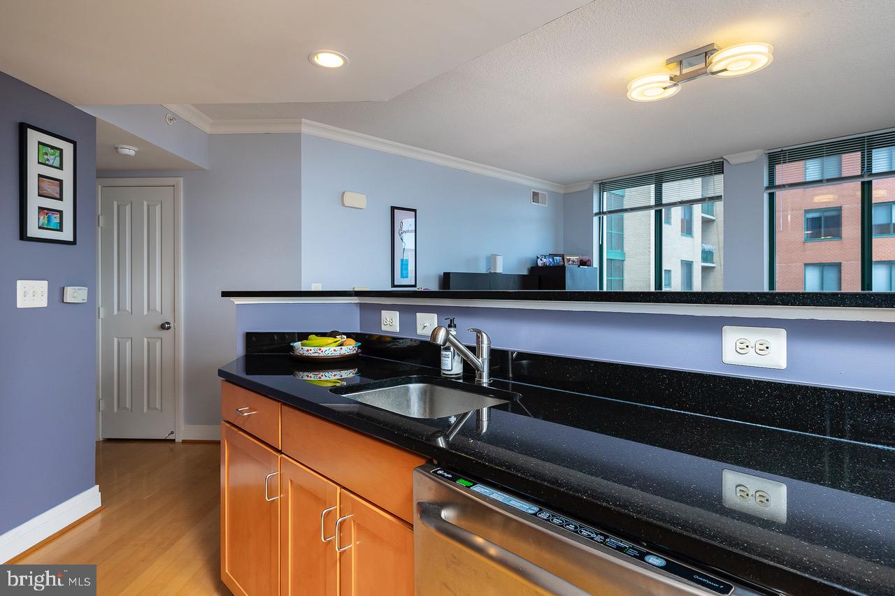 INNER HARBOR - Residential Lease