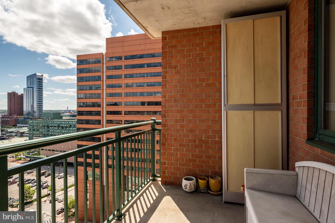 INNER HARBOR - Residential Lease