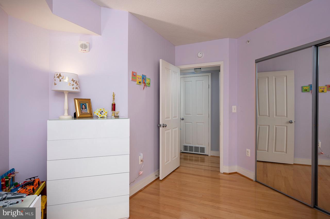 INNER HARBOR - Residential Lease