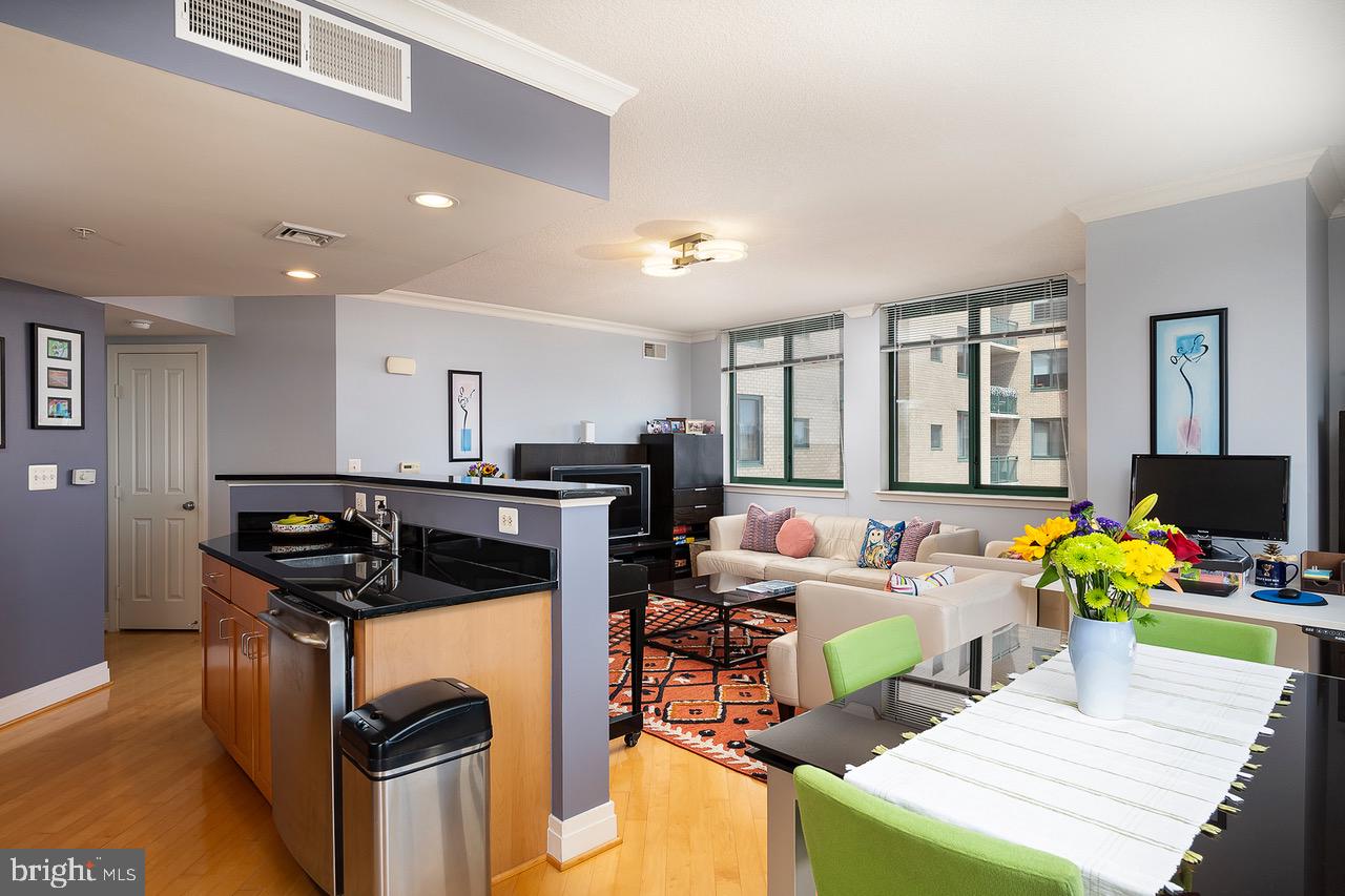 INNER HARBOR - Residential Lease