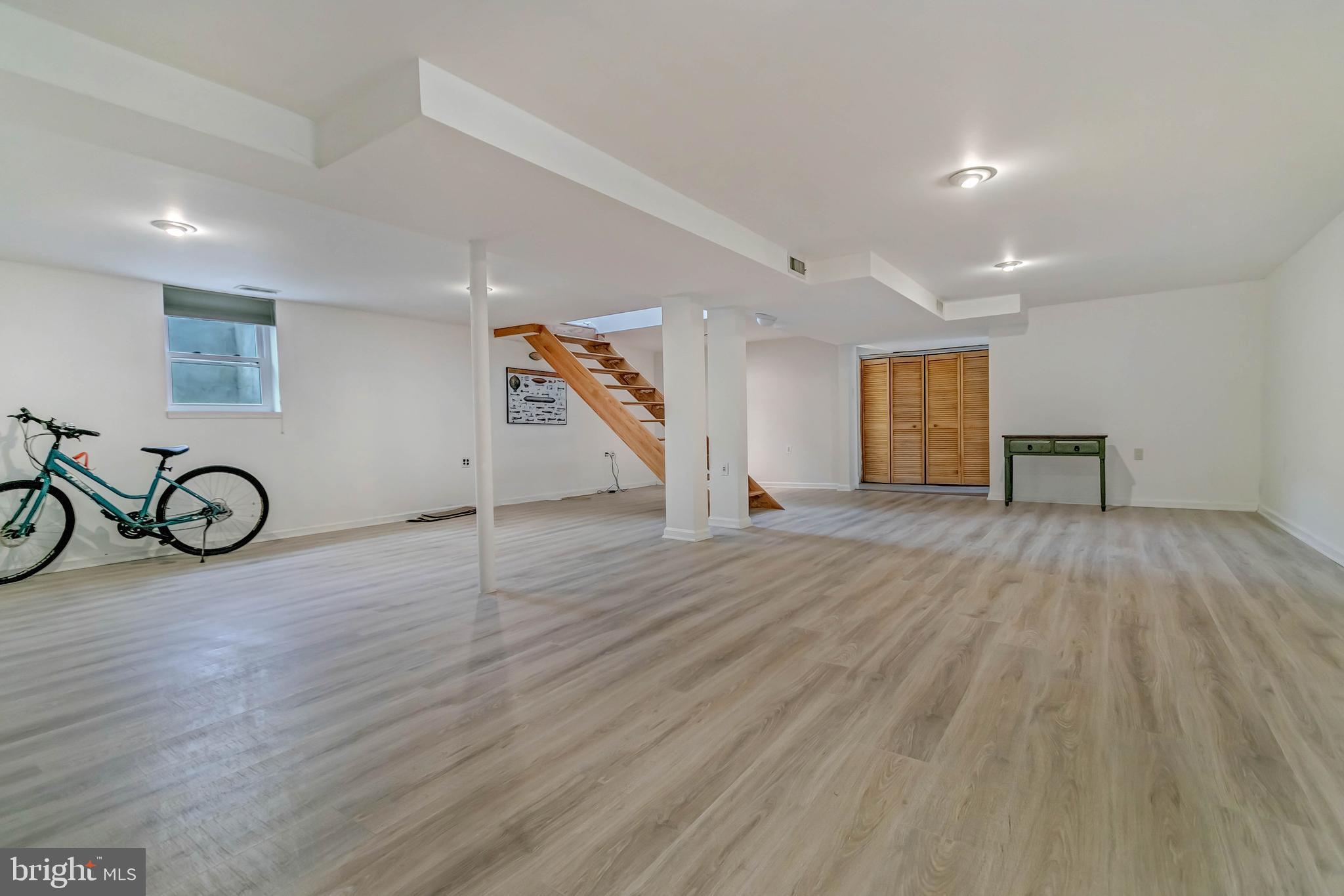 RANDOLPH HILLS - Residential Lease