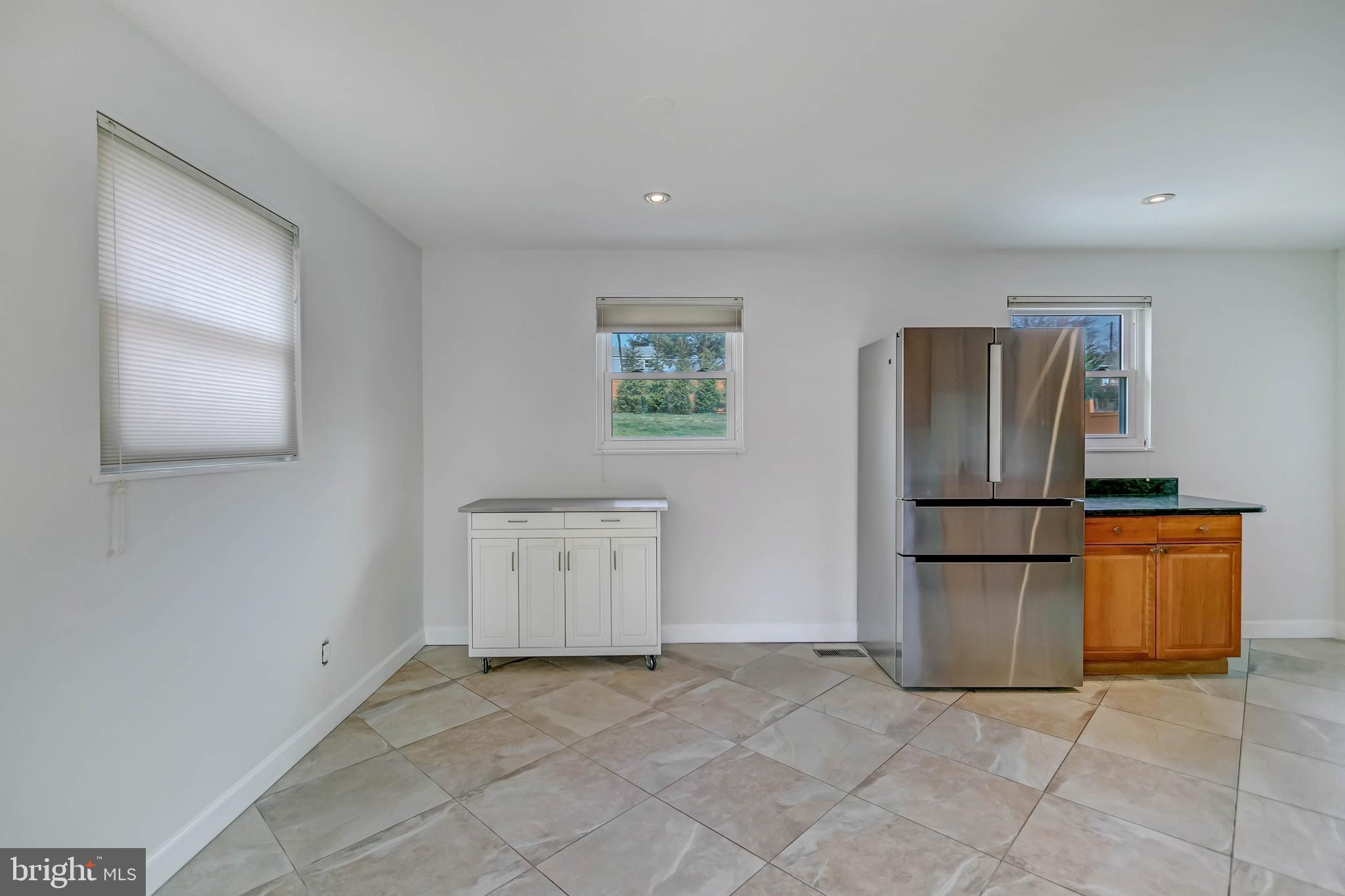 RANDOLPH HILLS - Residential Lease