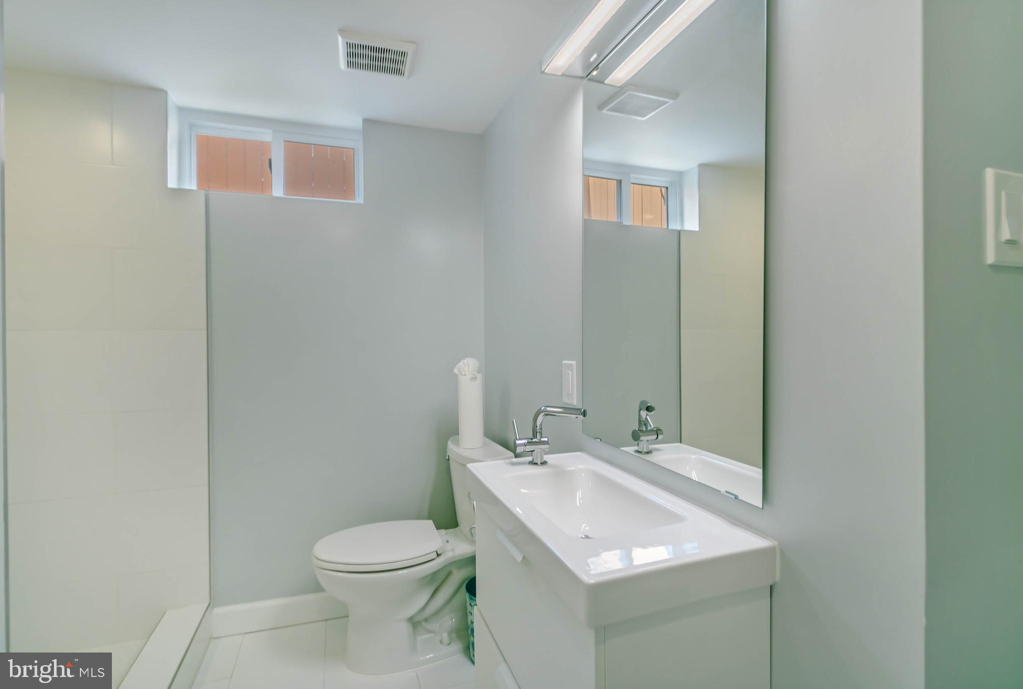 RANDOLPH HILLS - Residential Lease