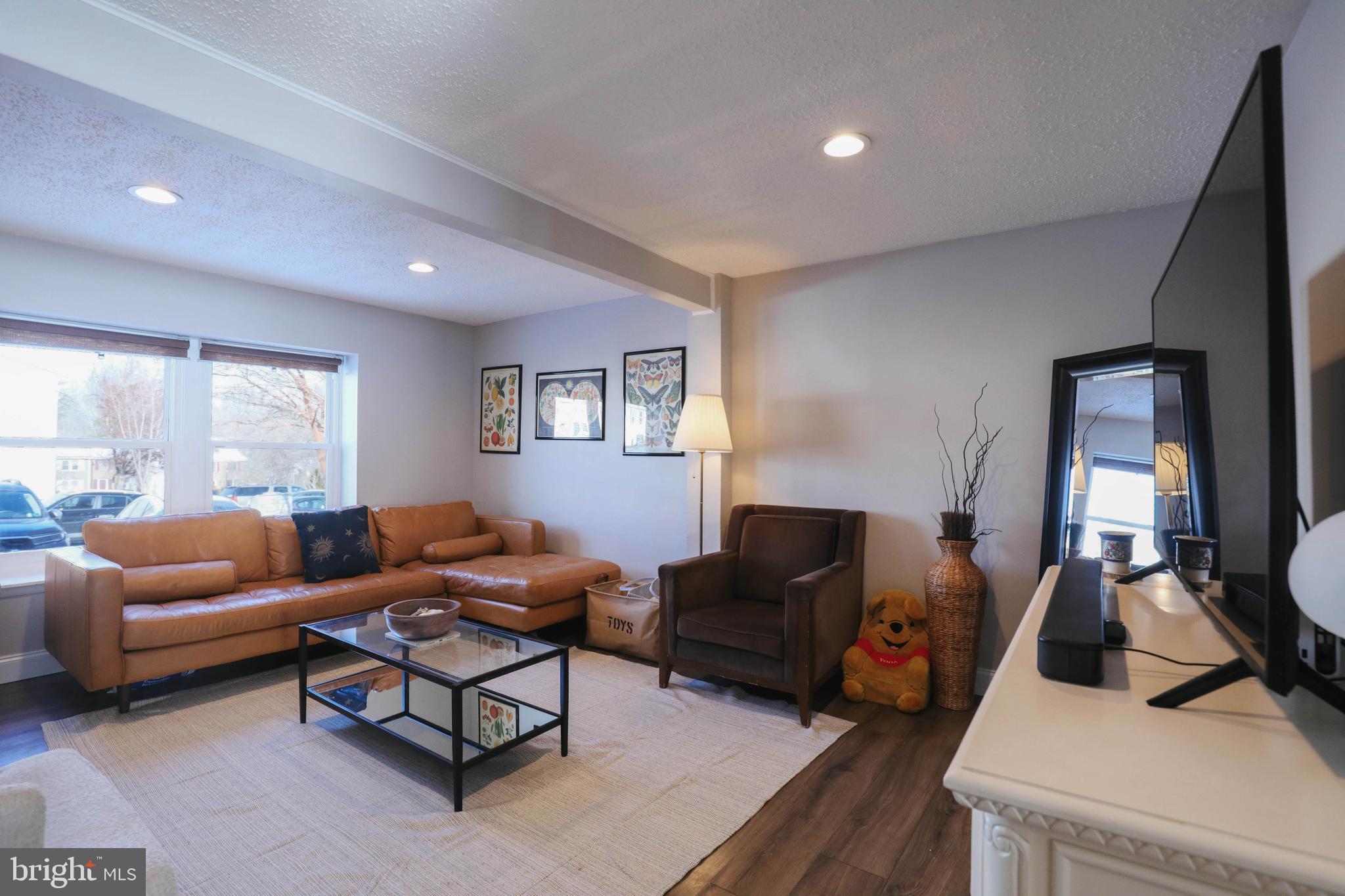 13568 BENTLEY CIRCLE