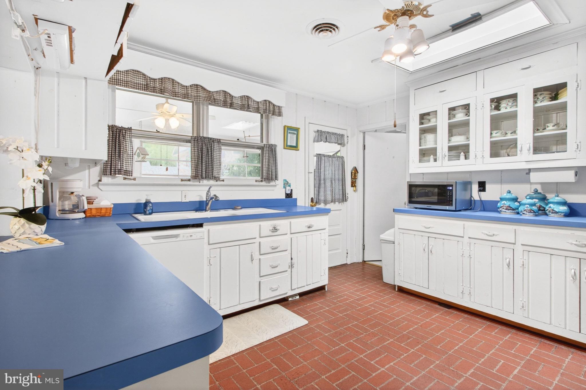 NORTH REHOBOTH - Residential