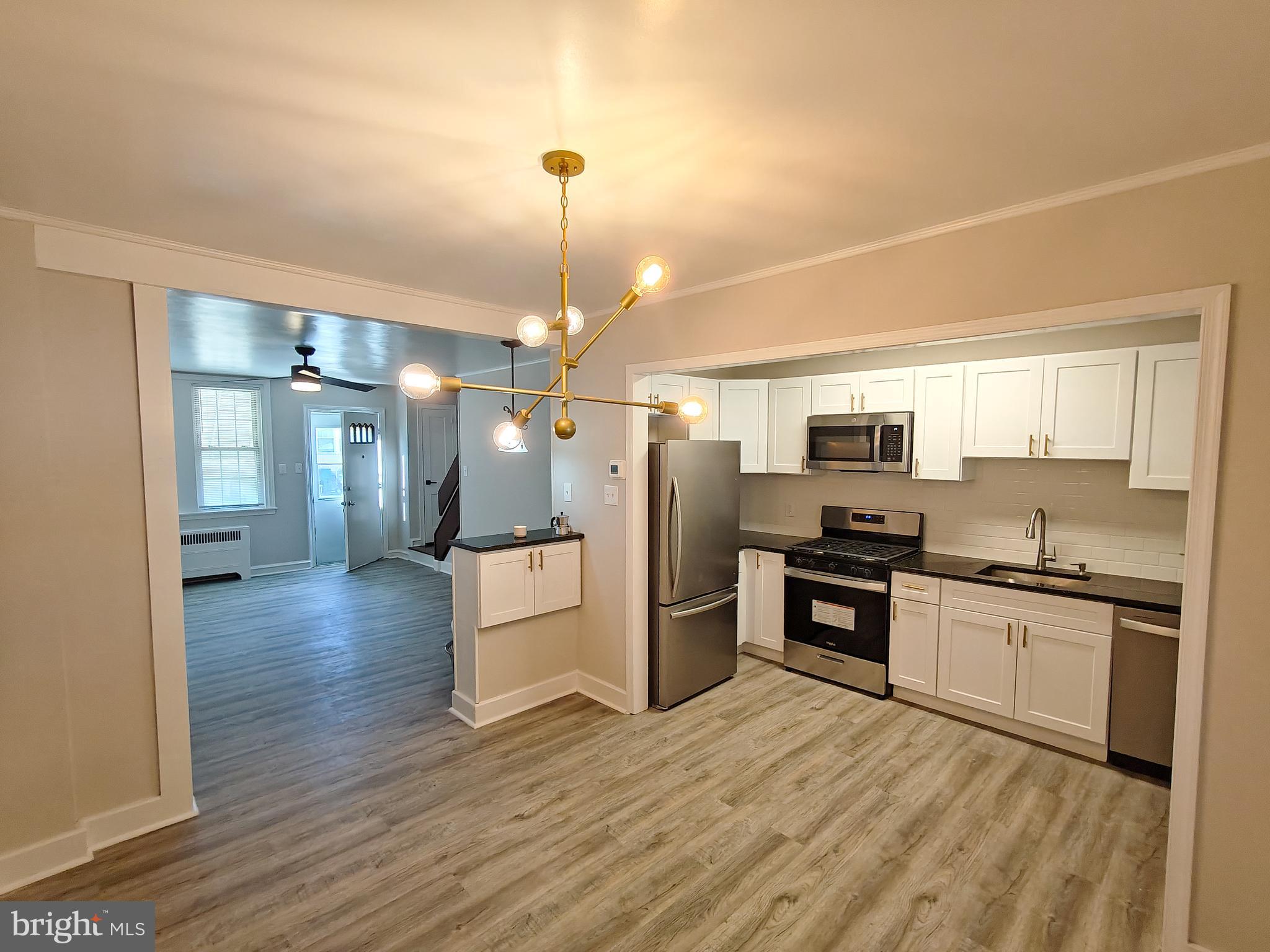 LAWNCREST - Residential