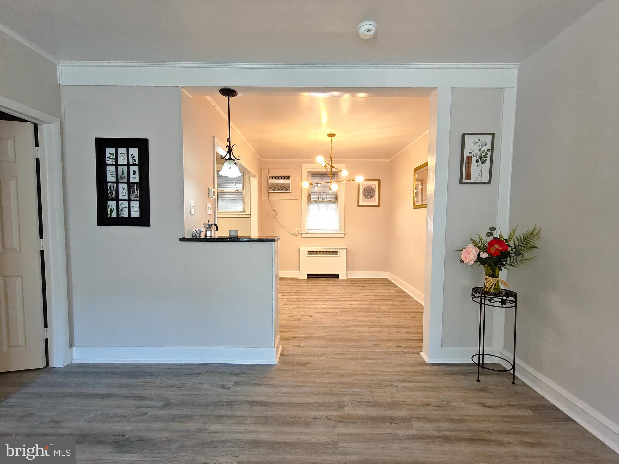 LAWNCREST - Residential