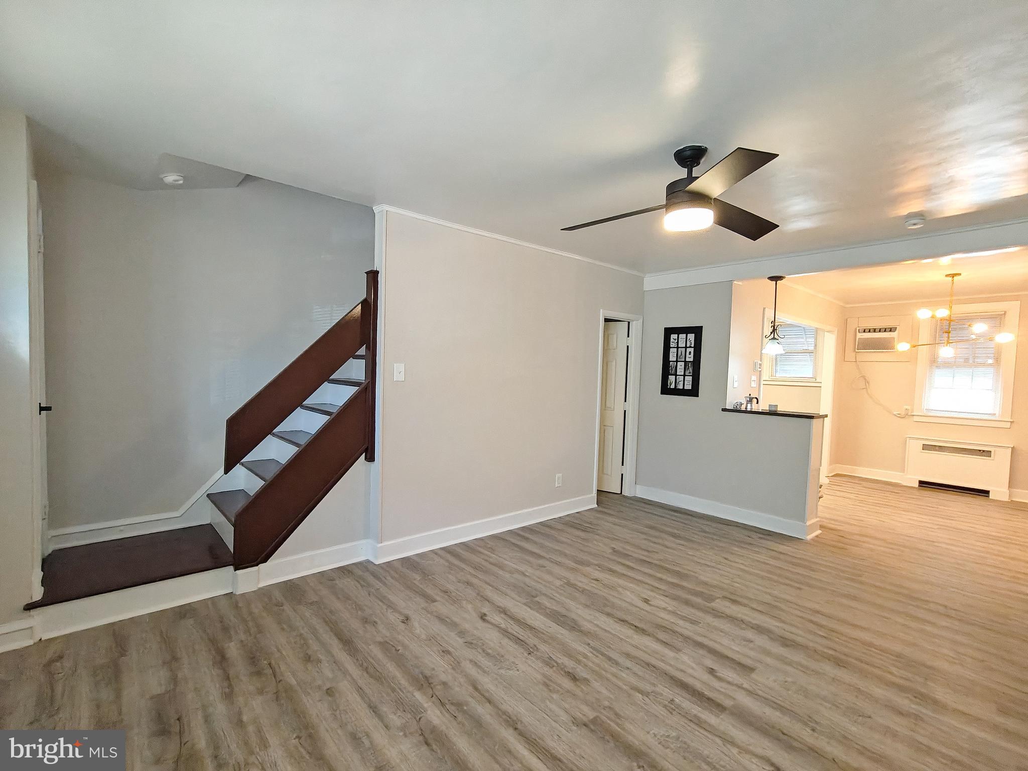 LAWNCREST - Residential