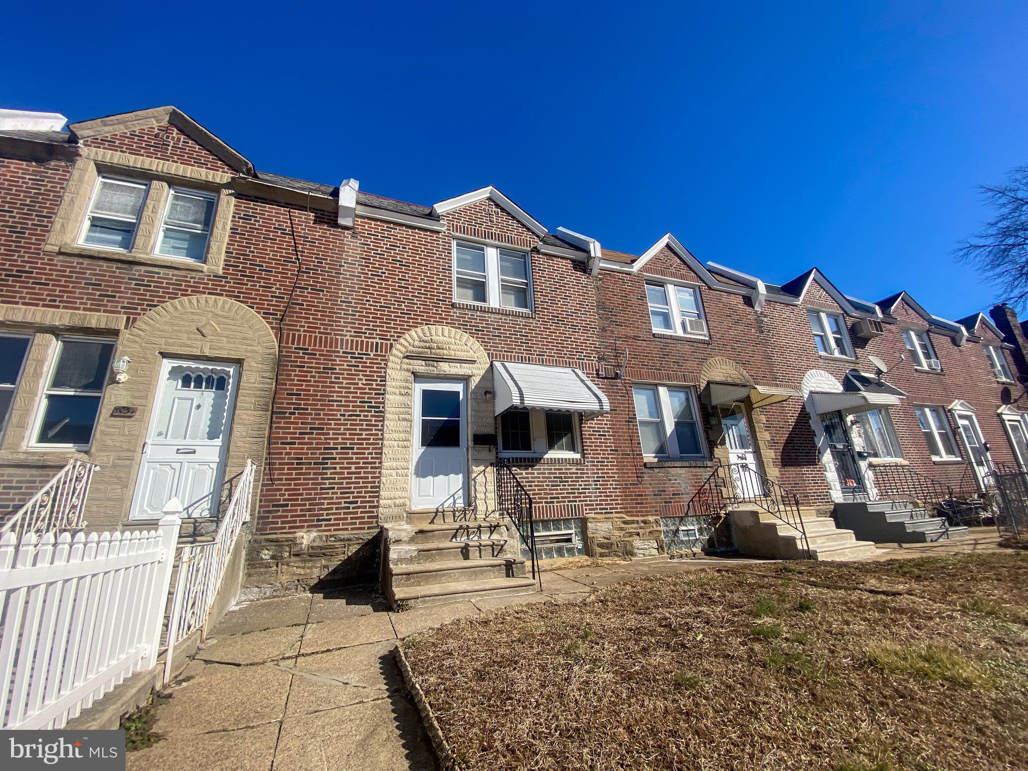 LAWNCREST - Residential