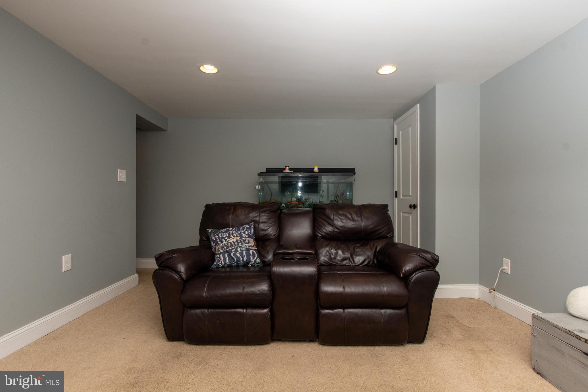 RIVERWOOD PARK - Residential