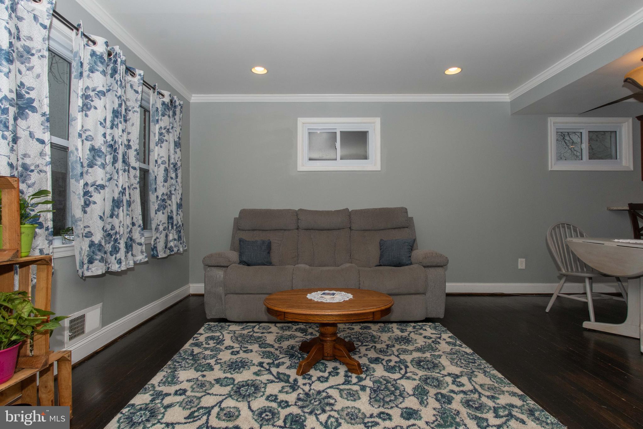 RIVERWOOD PARK - Residential