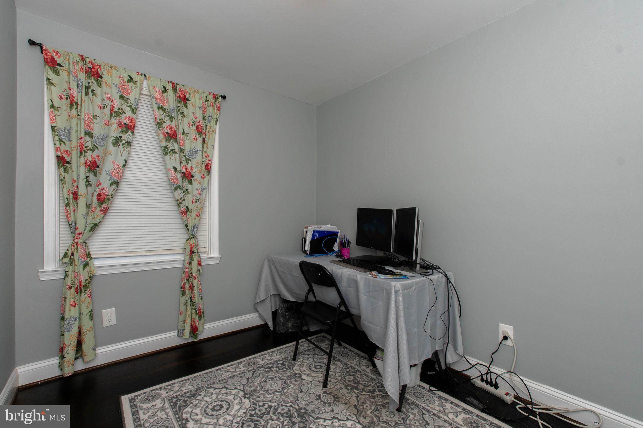 RIVERWOOD PARK - Residential