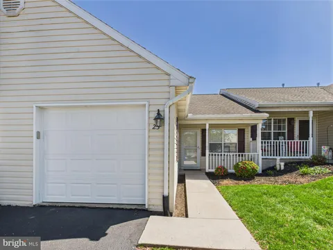 23 Hagarman Drive, York, PA MLS: PAYK2080990