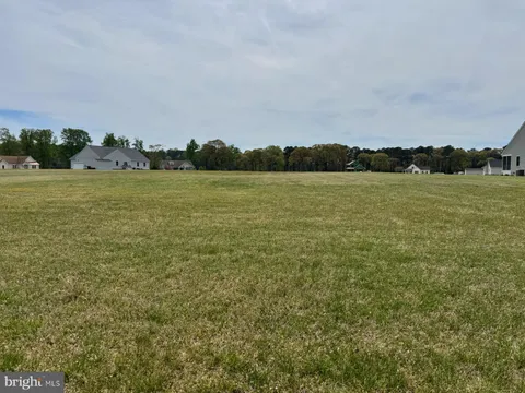 MLS: VAAC2002272