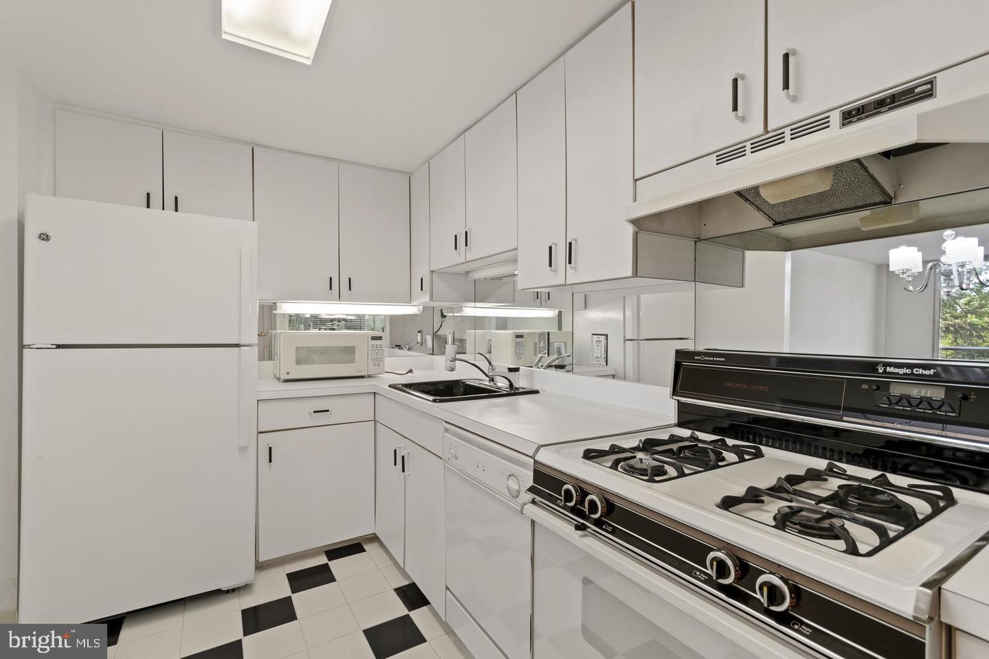 BEAVER HILL - Residential