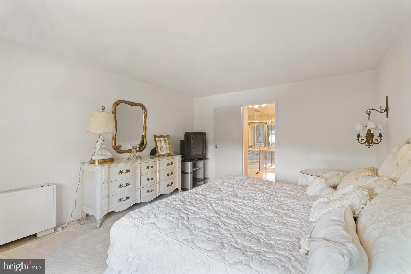 BEAVER HILL - Residential