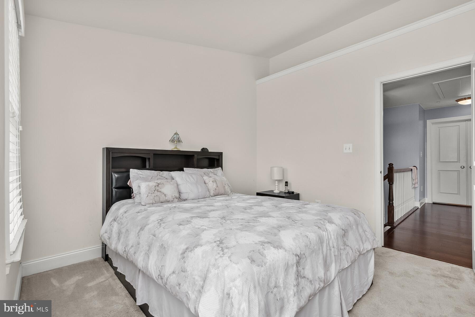 MARLBORO RIDGE - Residential