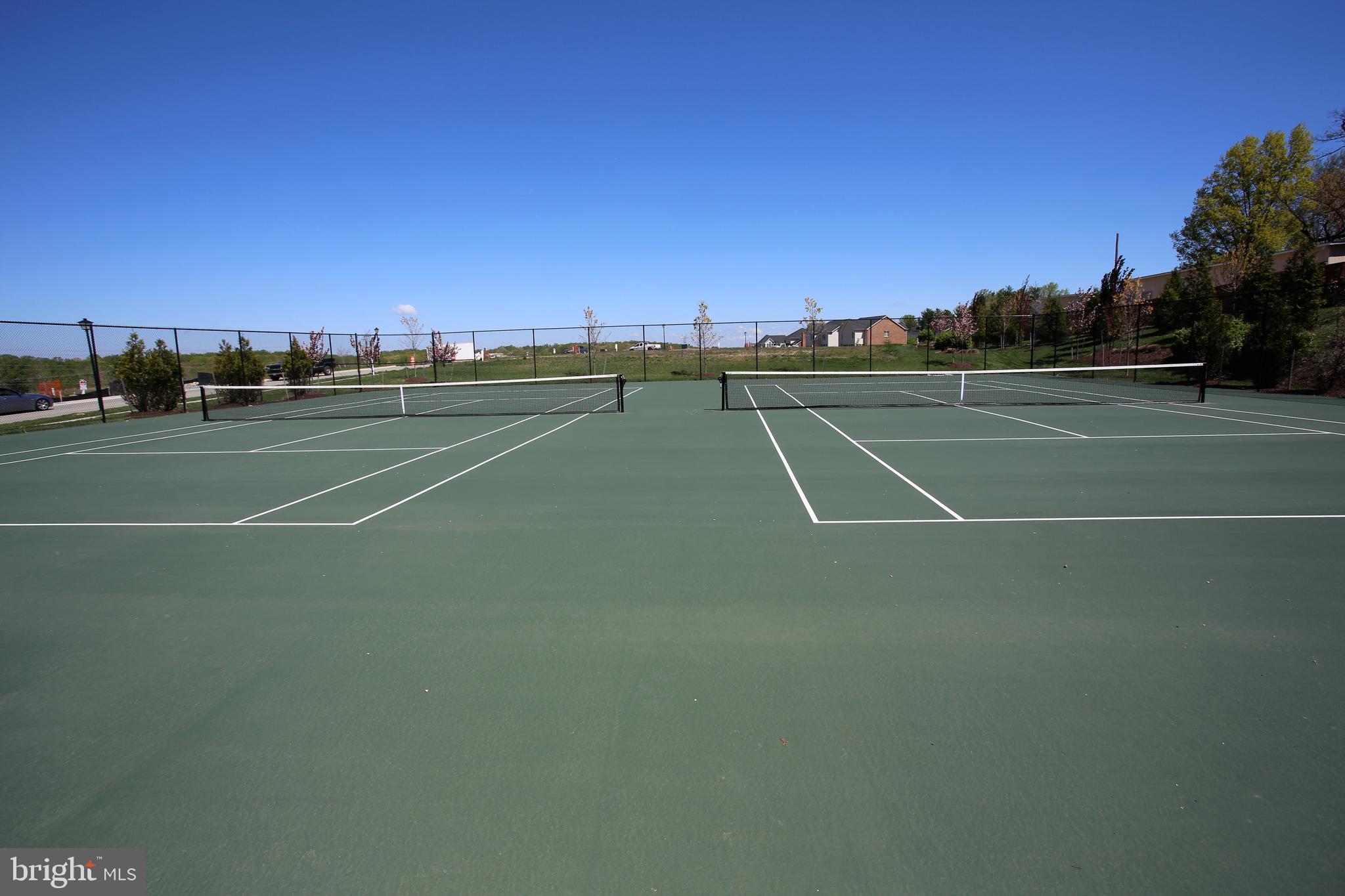 MARLBORO RIDGE - Residential