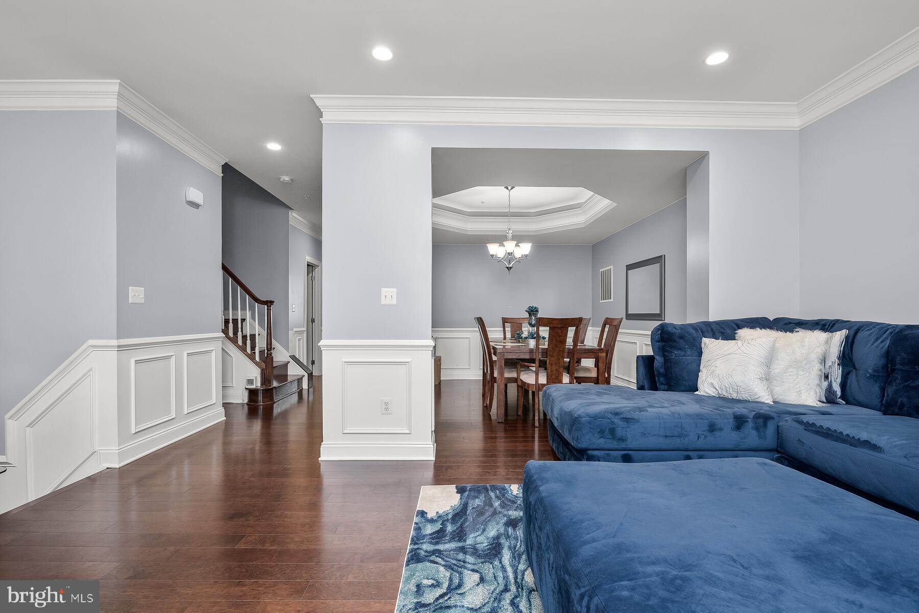 MARLBORO RIDGE - Residential