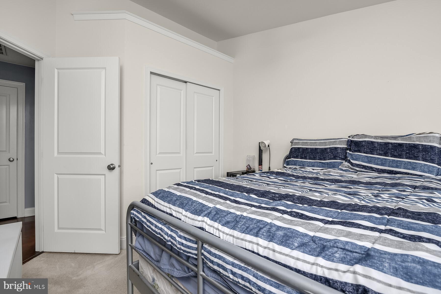 MARLBORO RIDGE - Residential