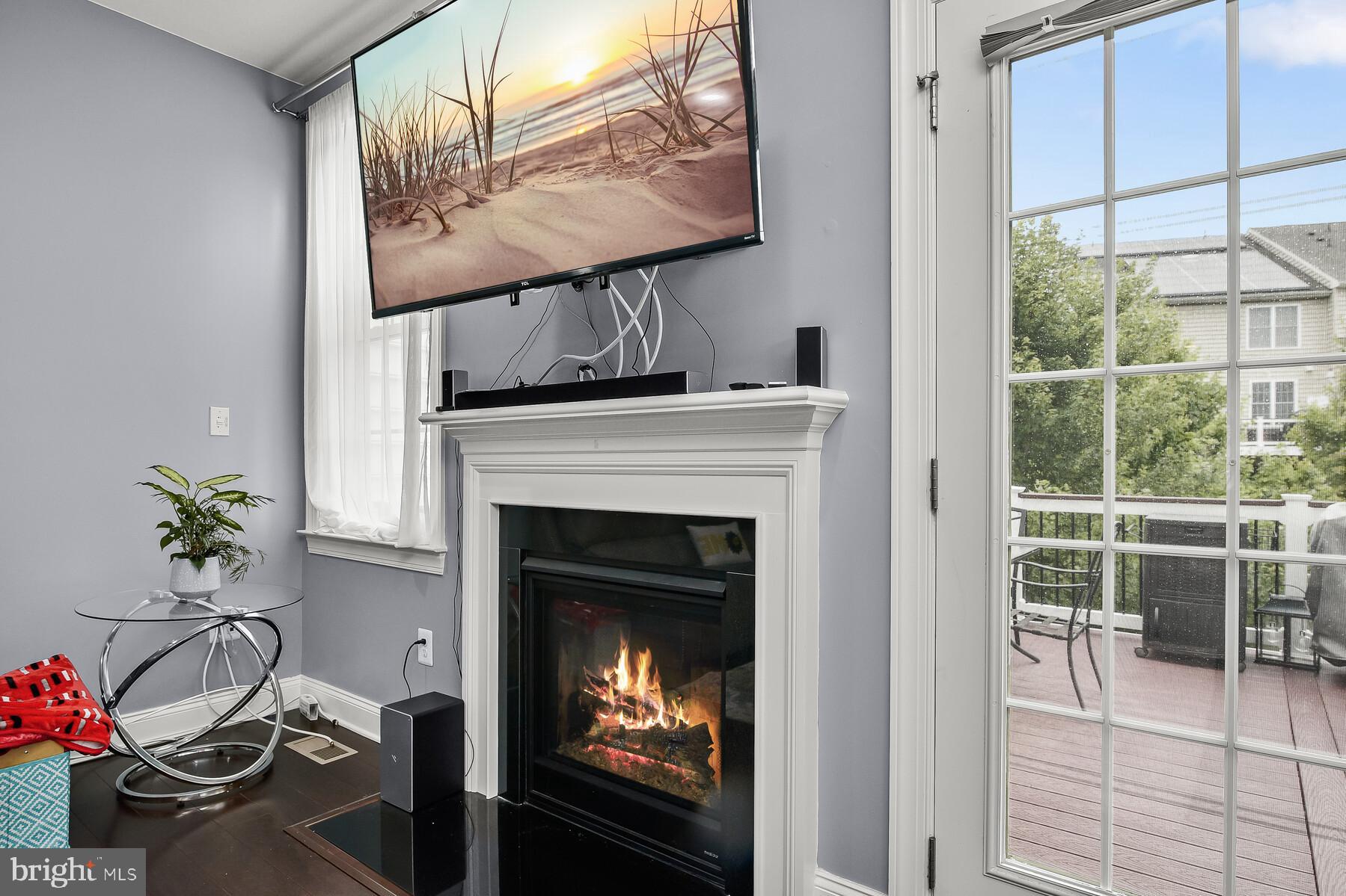 MARLBORO RIDGE - Residential