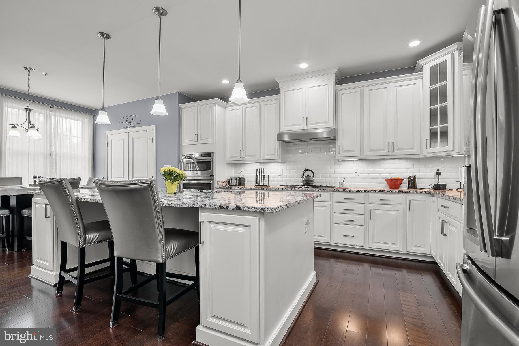 MARLBORO RIDGE - Residential