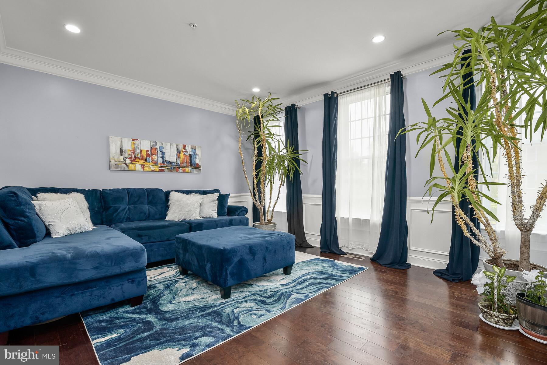 MARLBORO RIDGE - Residential