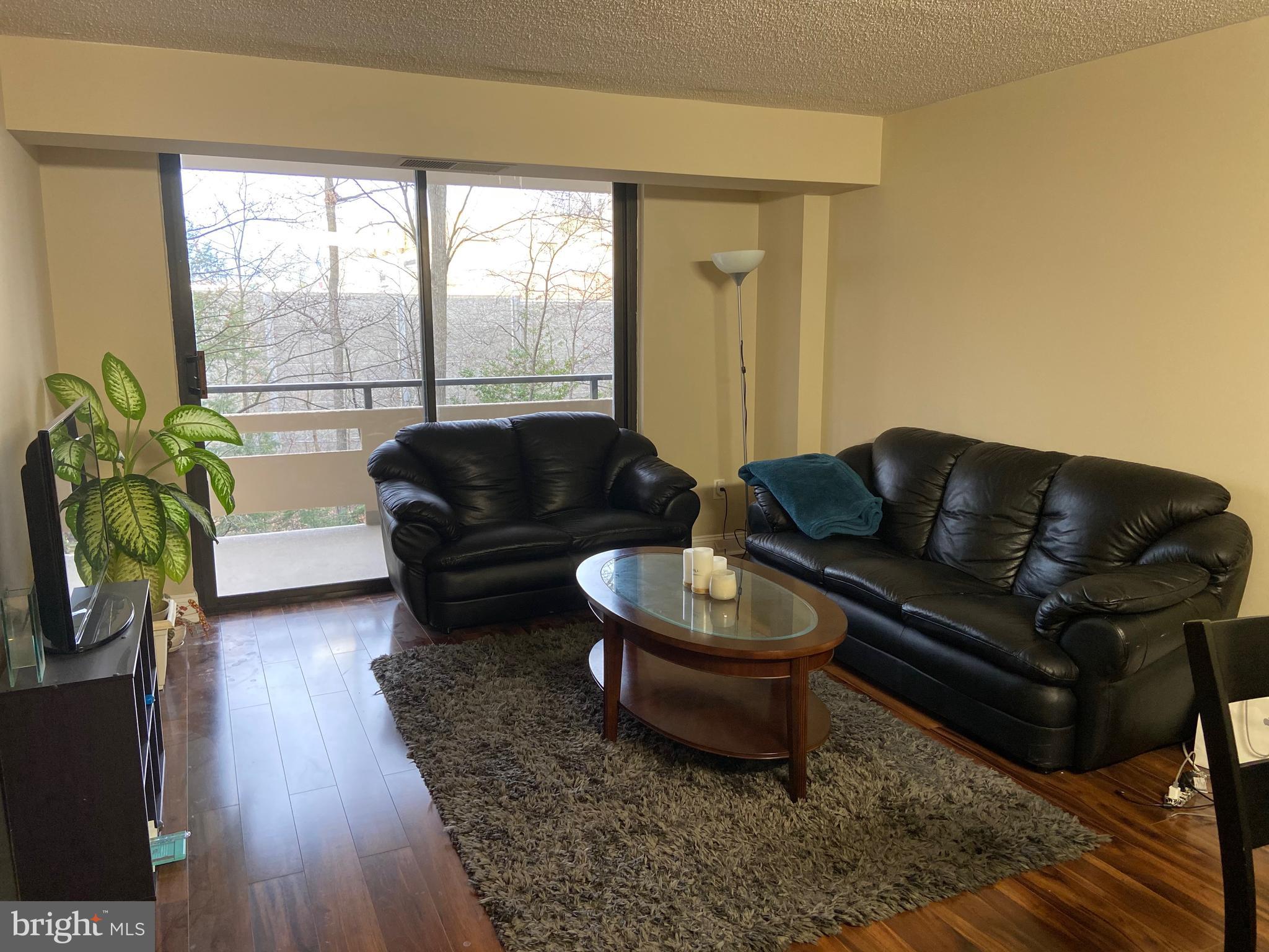 ENCORE OF MCLEAN - Residential Lease