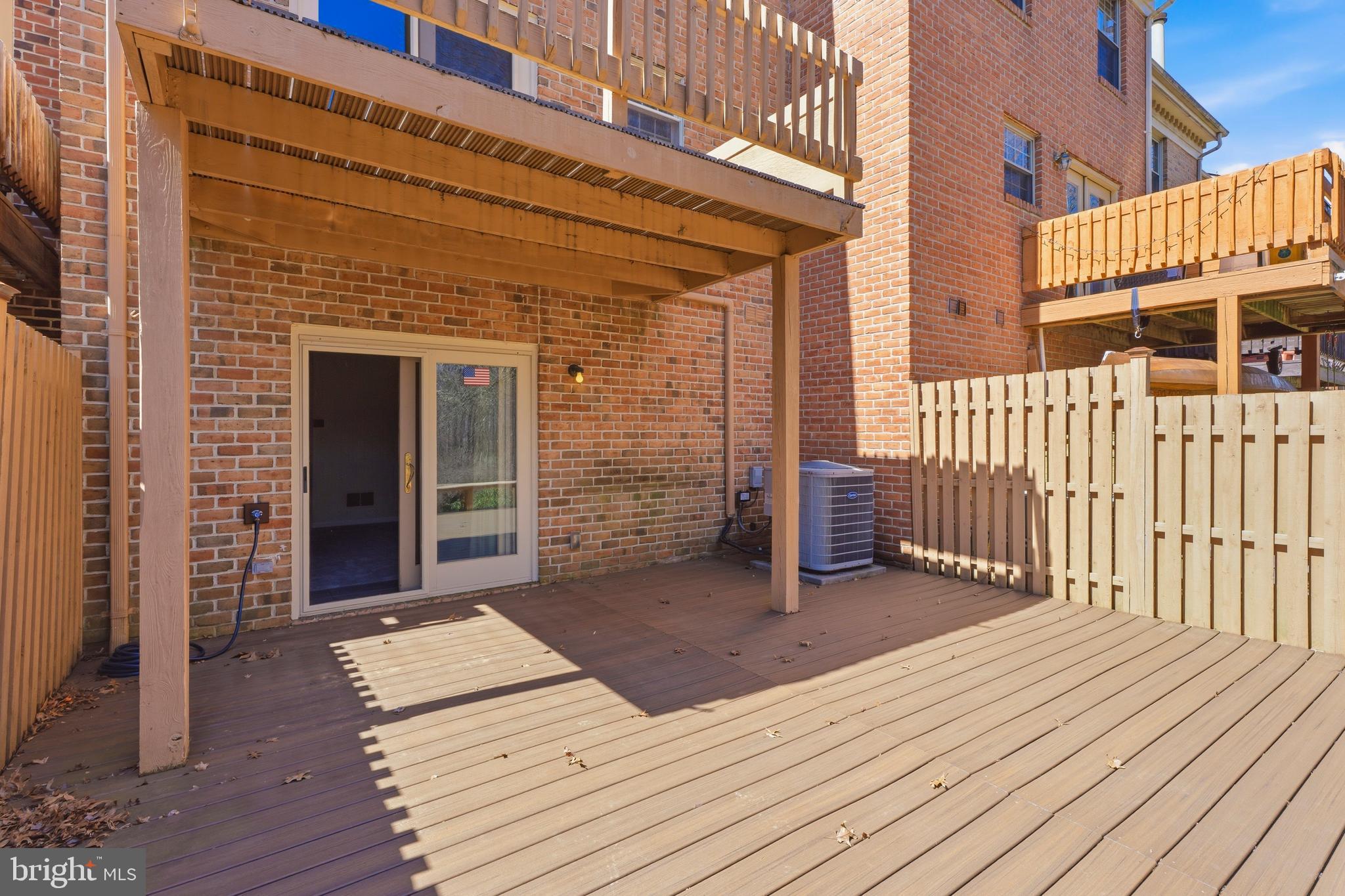 LOVETON FARMS - Residential