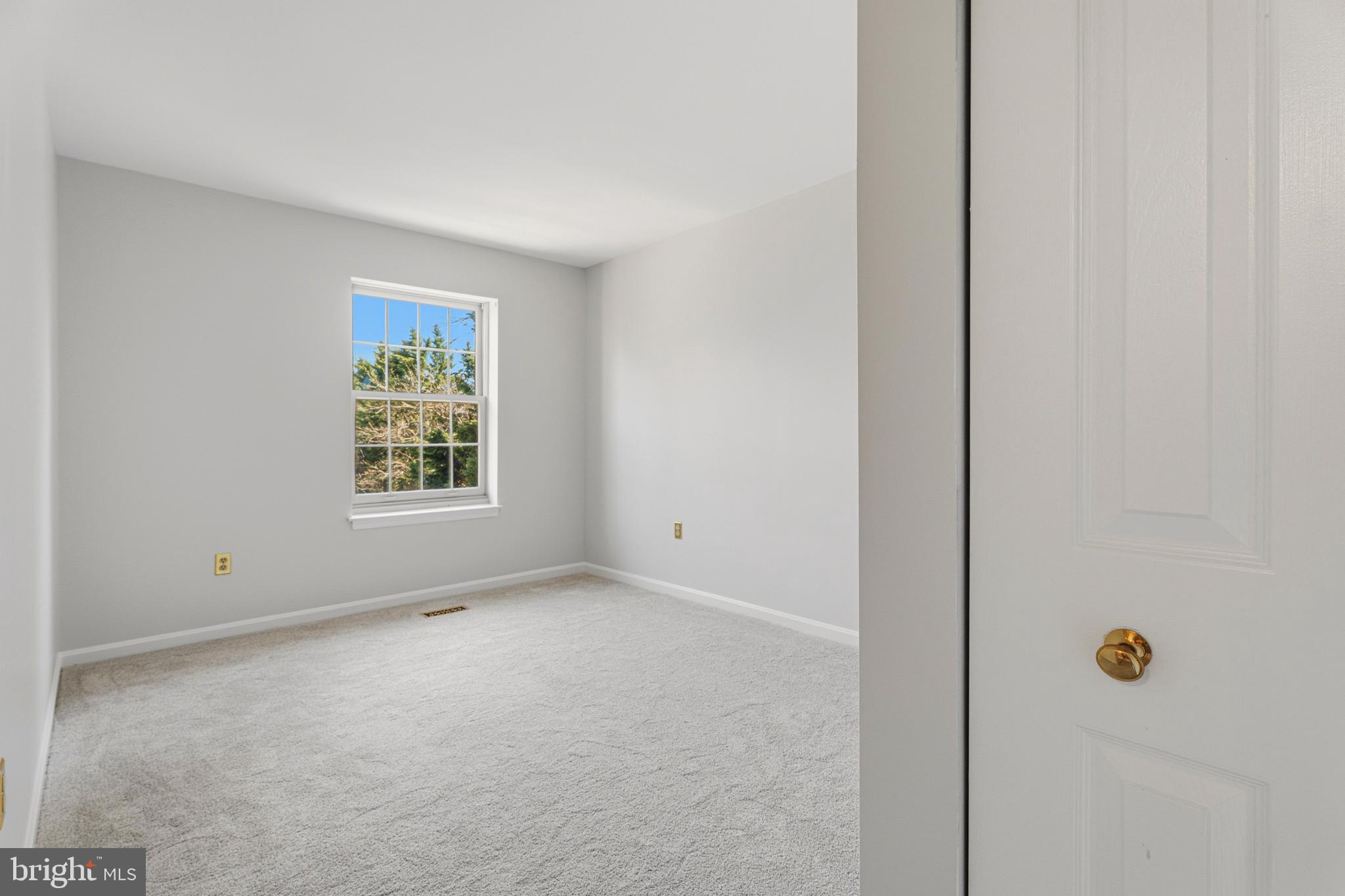 LOVETON FARMS - Residential