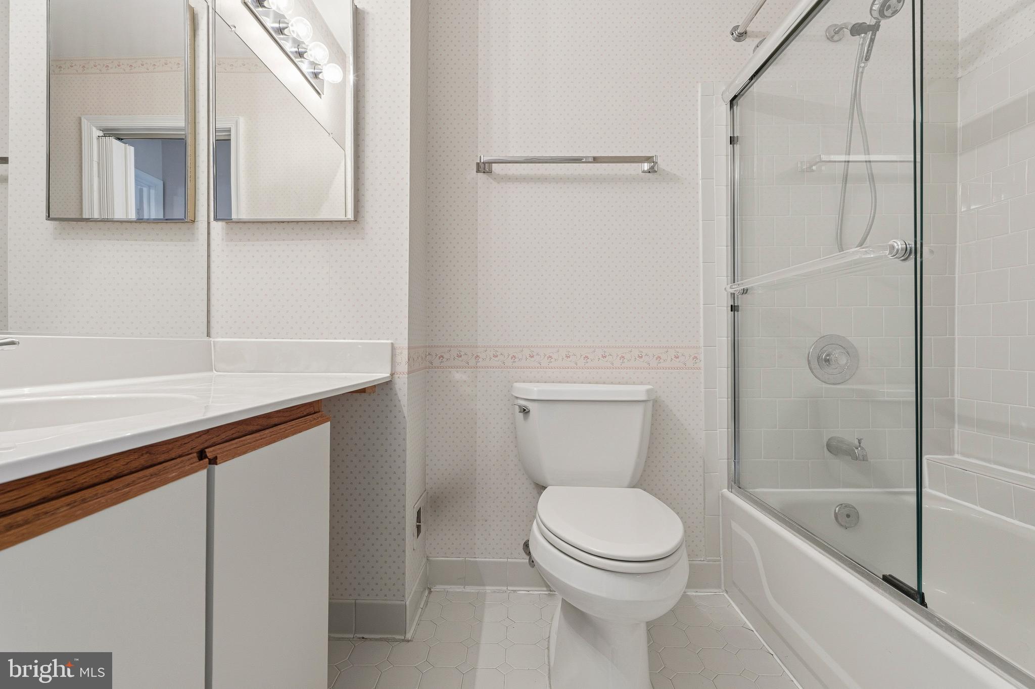 LOVETON FARMS - Residential